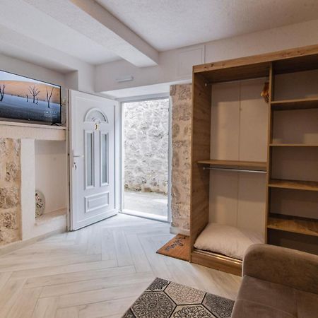 Apartments Florian 로푸드 외부 사진