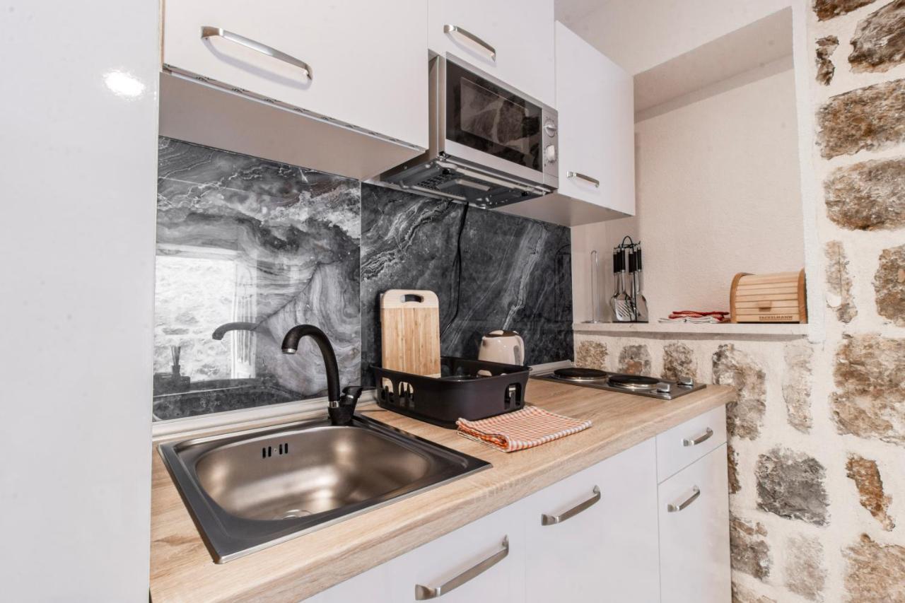 Apartments Florian 로푸드 외부 사진