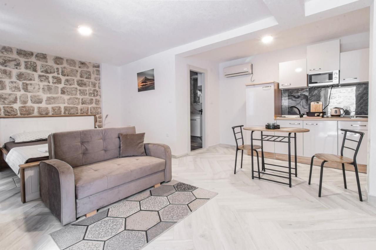 Apartments Florian 로푸드 외부 사진