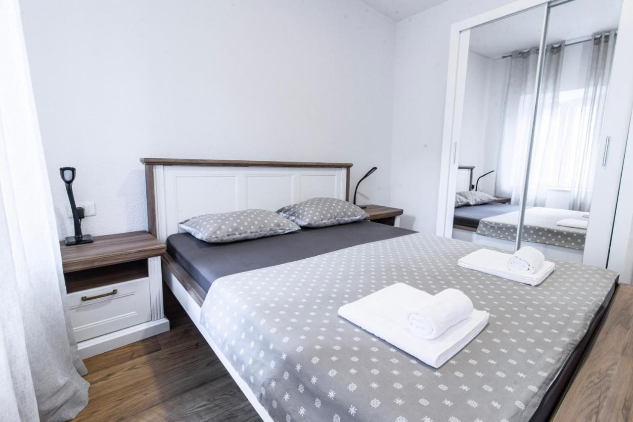 Apartments Florian 로푸드 외부 사진